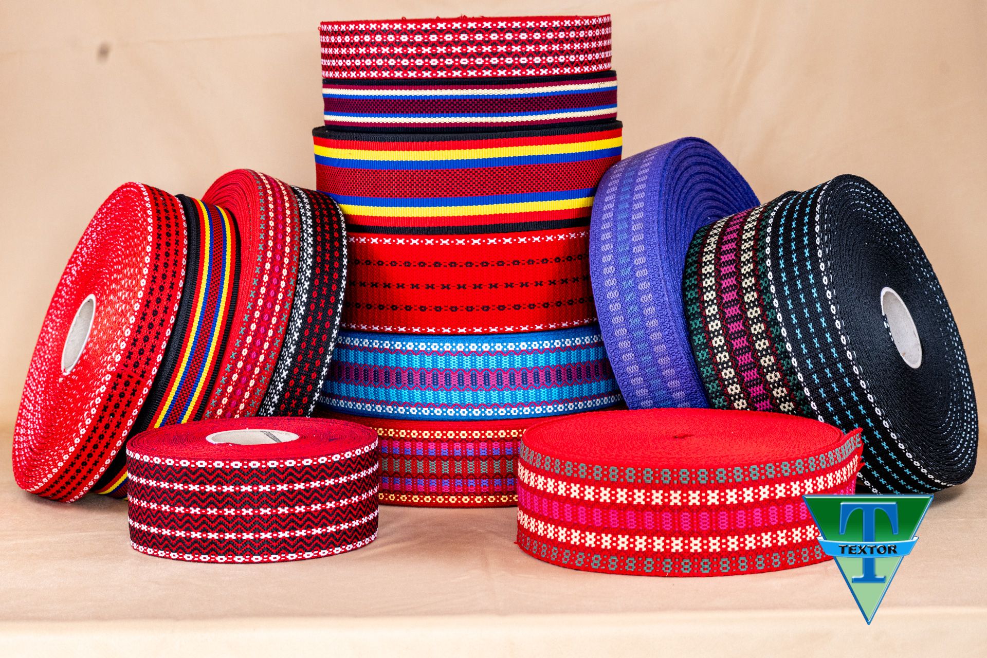 Producator Brau costum popular traditional